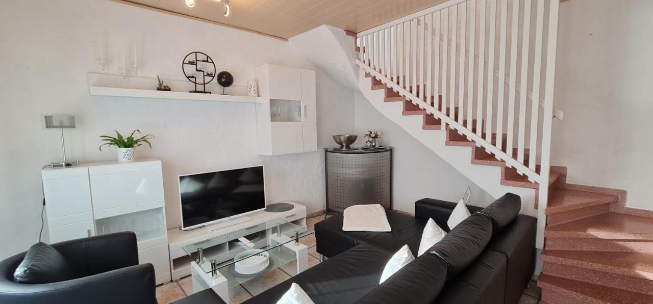 Gardenview Apartments & Suites Bei Bad Kissingen Nüdlingen エクステリア 写真
