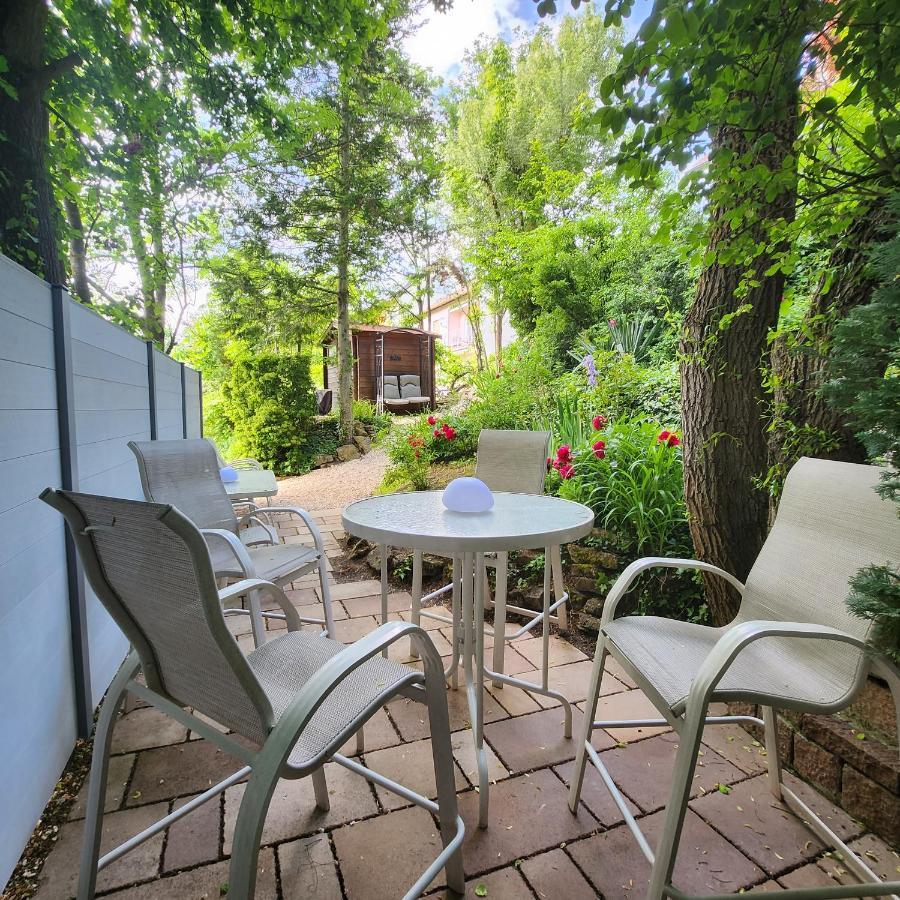 Gardenview Apartments & Suites Bei Bad Kissingen Nüdlingen エクステリア 写真