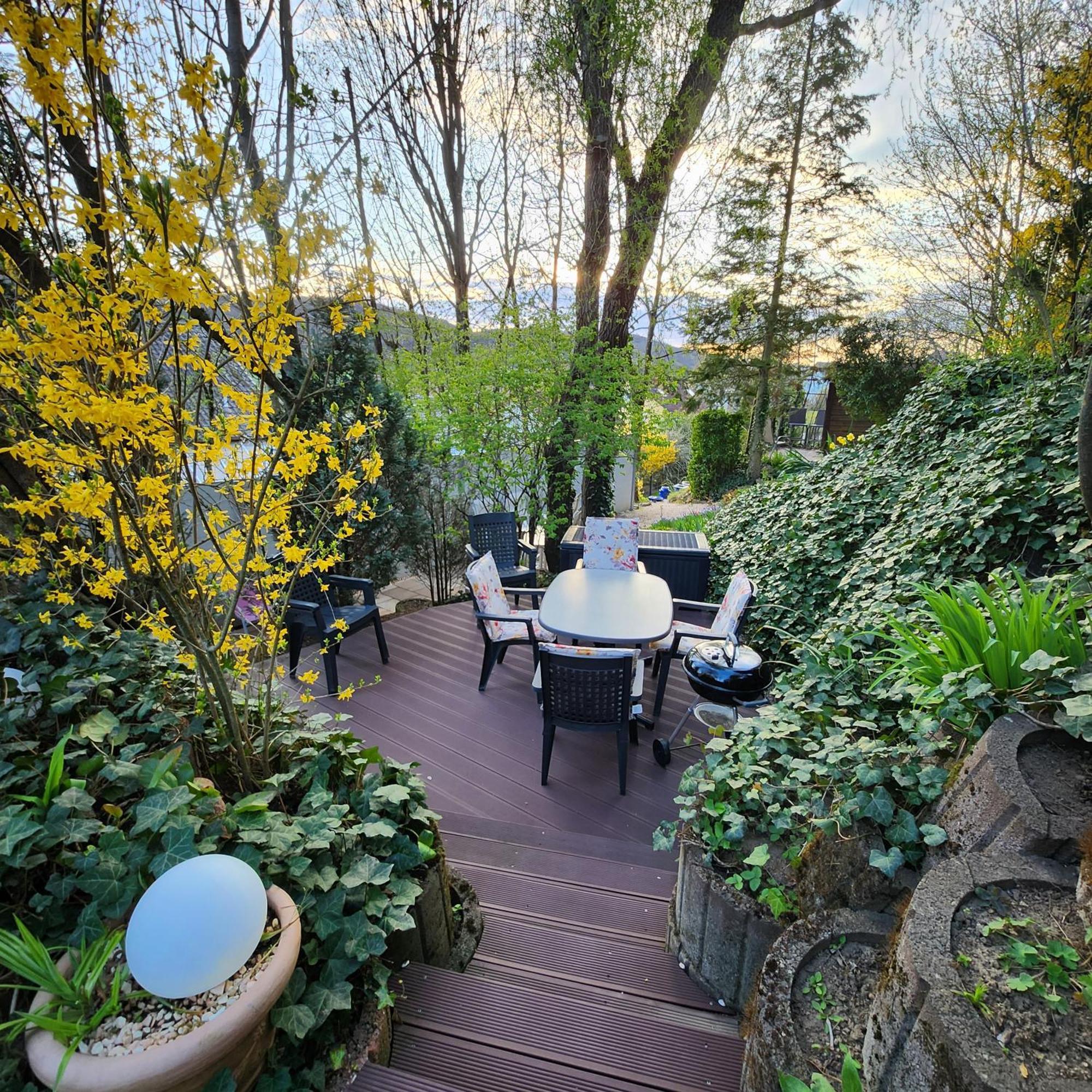 Gardenview Apartments & Suites Bei Bad Kissingen Nüdlingen エクステリア 写真