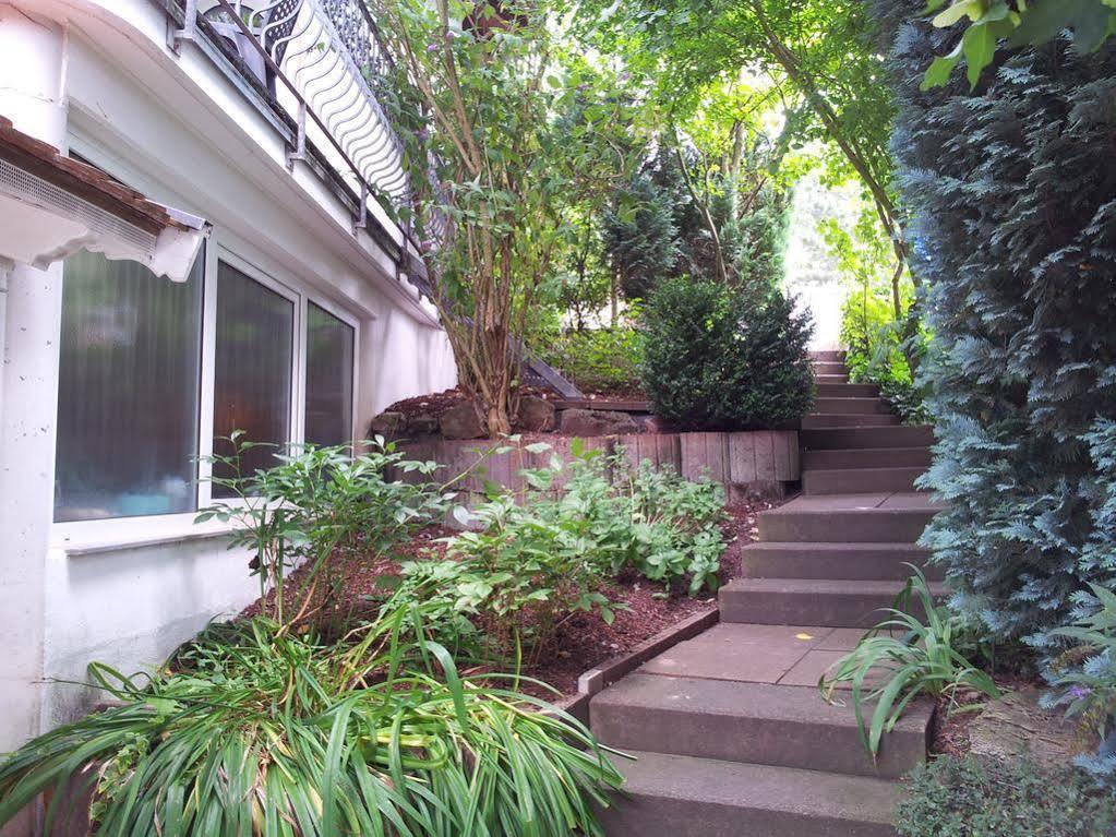 Gardenview Apartments & Suites Bei Bad Kissingen Nüdlingen エクステリア 写真