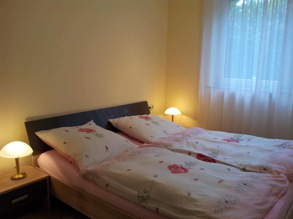 Gardenview Apartments & Suites Bei Bad Kissingen Nüdlingen エクステリア 写真